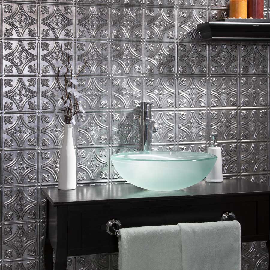 Wall Panel Ideas Gallery - Fasade Traditional-1 in Crosshatch Silver